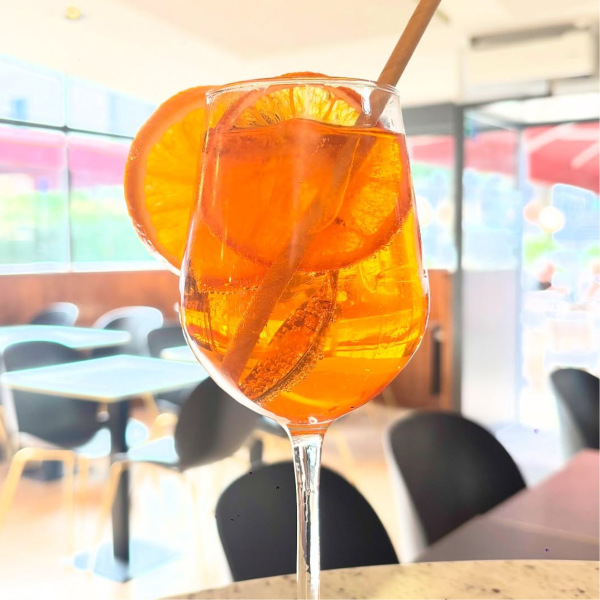 Les Boissons - Le Bar à Vin - Restaurant Romans sur Isère - Restaurant Romans-sur-Isère -  Bar à Vin Romans - Bar à Vin Romans sur Isere