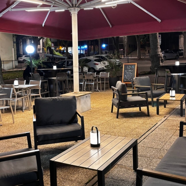 Le restaurant - Le Bar à Vin - Restaurant Romans sur Isère - Restaurant Romans-sur-Isère - Restaurant Romans - Restaurant Romans